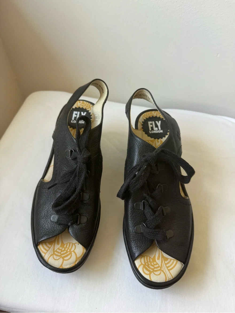 FLY London Black Leather Lace Up Wedge Sandals Platform Comfort Y2K Size 8.5